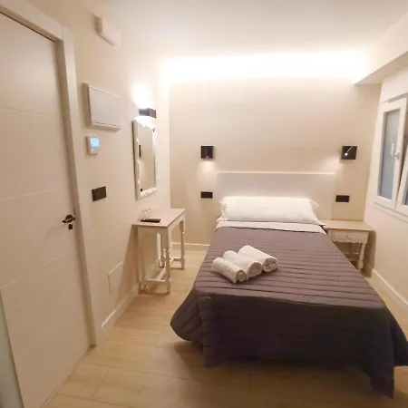 Bahia Cantabria 3000 Affittacamere 3*